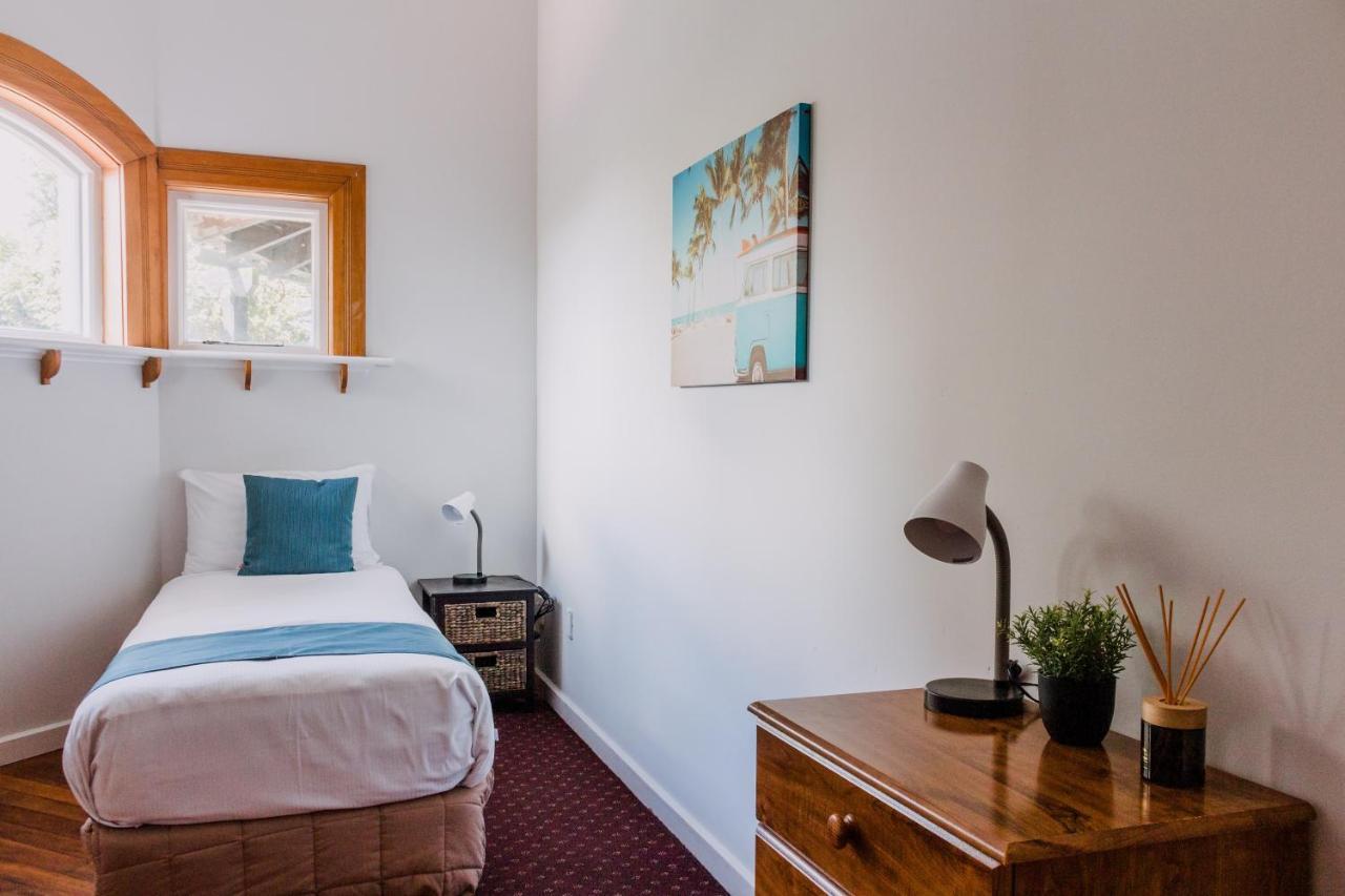 Motel The Esplanade Dunedin Exterior foto